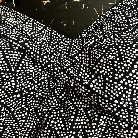 Christina Swimwear Tankini Top Black & White Women's Size 8D US - Picture 4 of 6